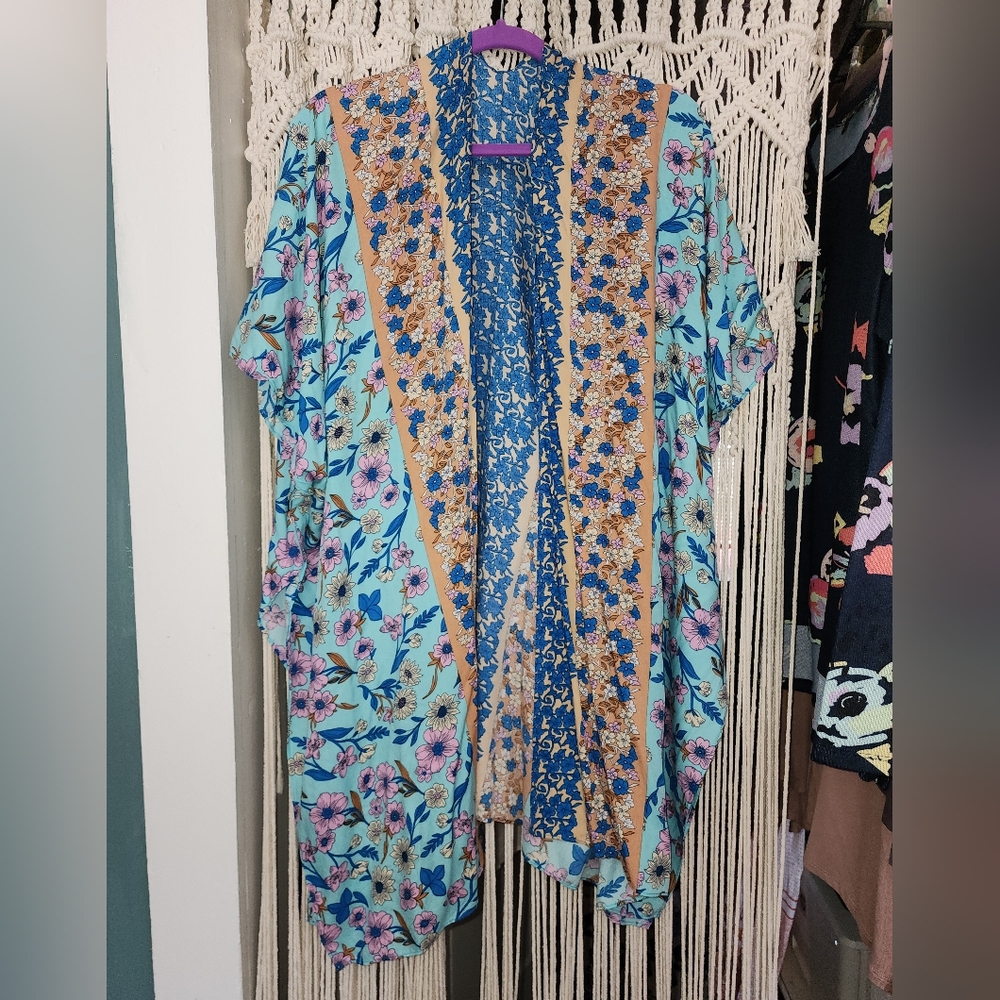 Beautiful kimono style cardigan